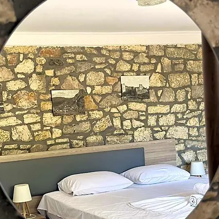 Te Gjyshi Hotel Berat